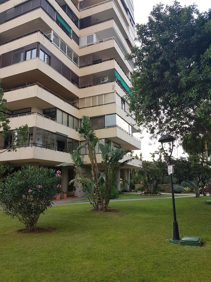 Luxury House 110 M2 On The Beach, Pool, Parking Τορρεμολίνος Εξωτερικό φωτογραφία