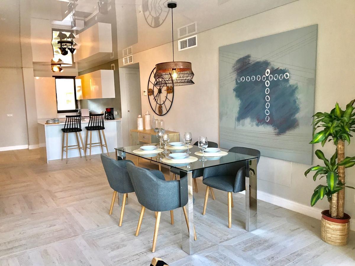 Luxury House 110 M2 On The Beach, Pool, Parking Τορρεμολίνος Εξωτερικό φωτογραφία