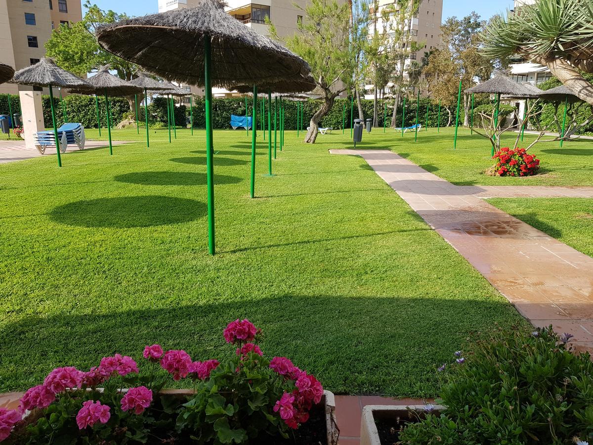 Luxury House 110 M2 On The Beach, Pool, Parking Τορρεμολίνος Εξωτερικό φωτογραφία