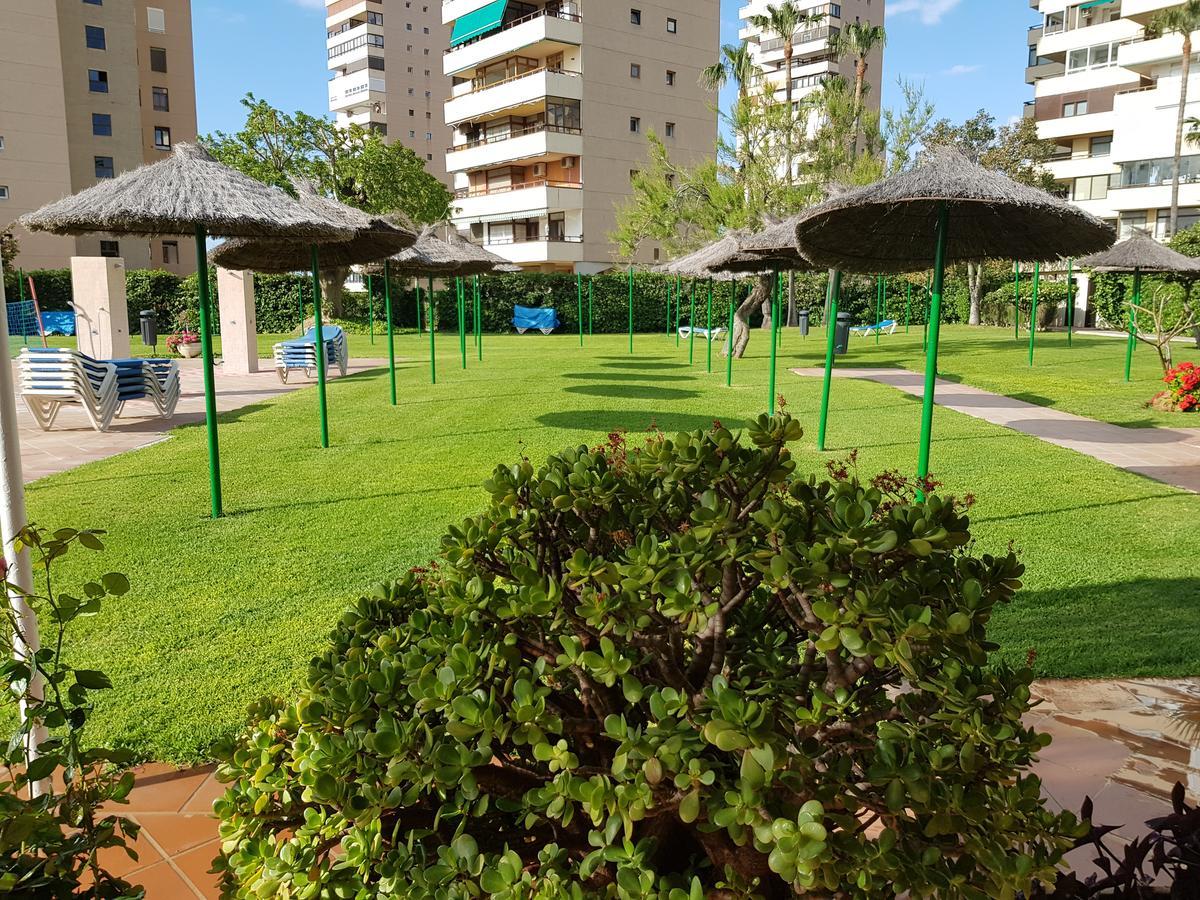 Luxury House 110 M2 On The Beach, Pool, Parking Τορρεμολίνος Εξωτερικό φωτογραφία